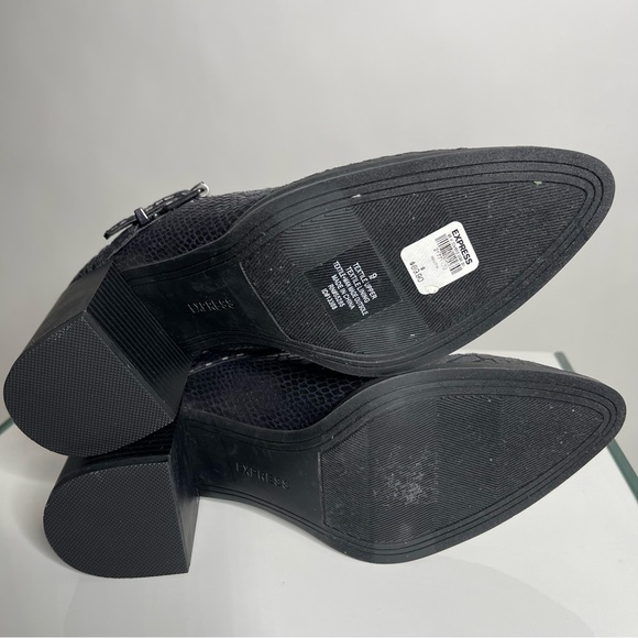 NEVER WORN Black Animal Print Vegan Faux Leather Ankle Winter Fall Booties - Picture 6 of 8